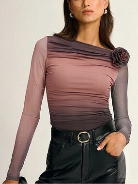 Commense 3D Rose Detail Ombre Mesh Off-Shoulder T-Shirt